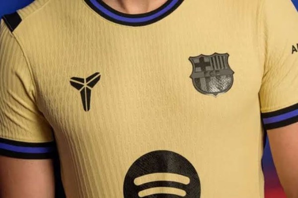 Barcelona unveil Kobe Bryant-inspired away kit